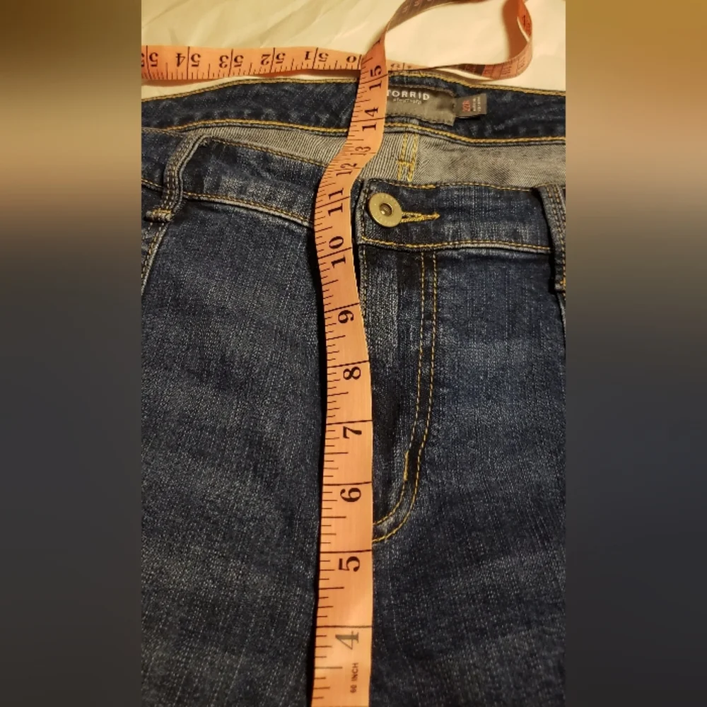 Torrid Womens Blue Distressed Boyfriend Jeans
